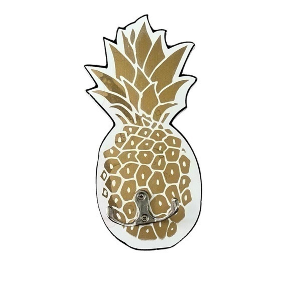 FREE w/PURCHASE!! PINEAPPLE WALL HOOKS Brass Coat Hat
Wall Hanger